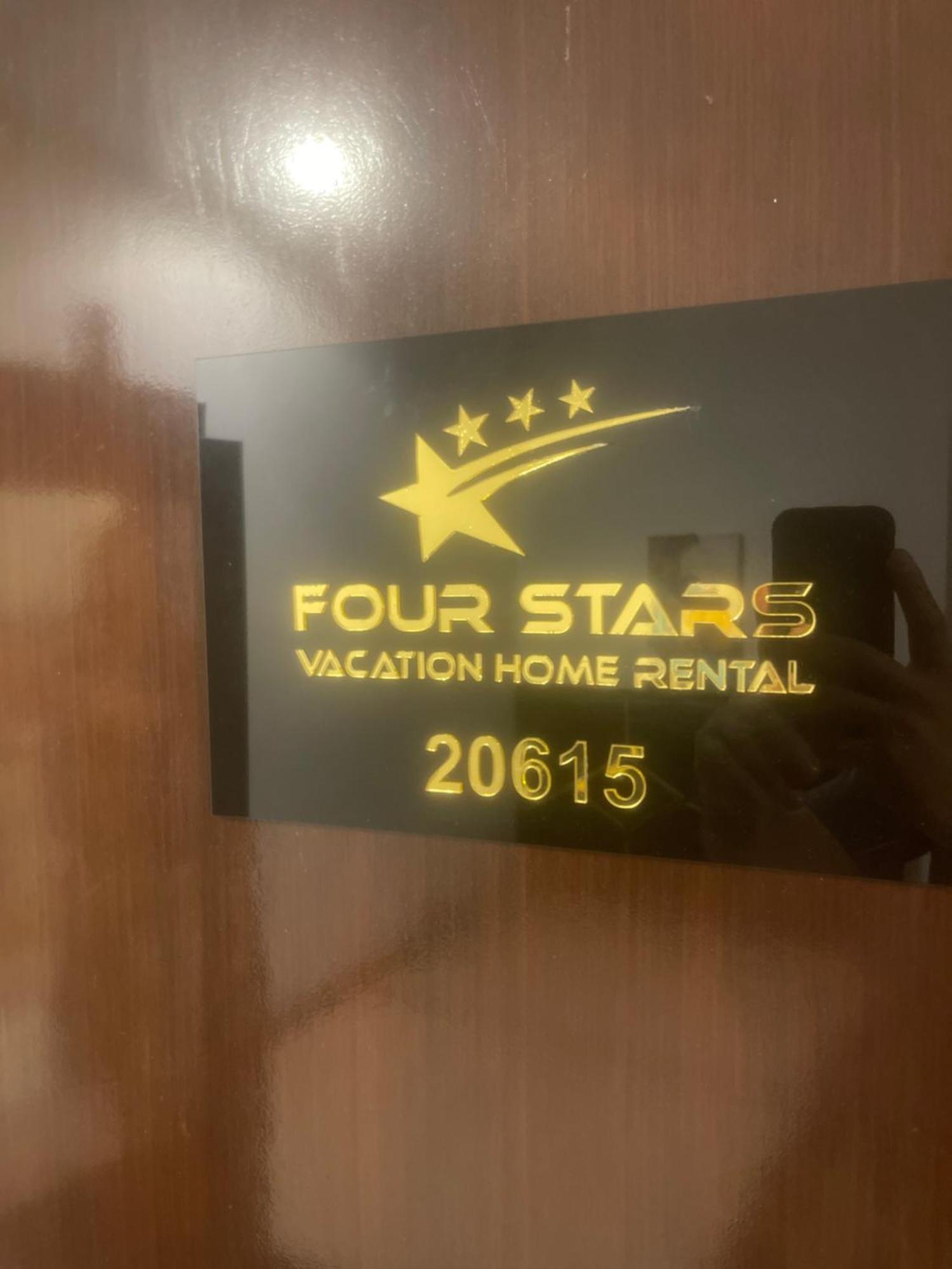 Four Stars Hostel Dubaï Extérieur photo