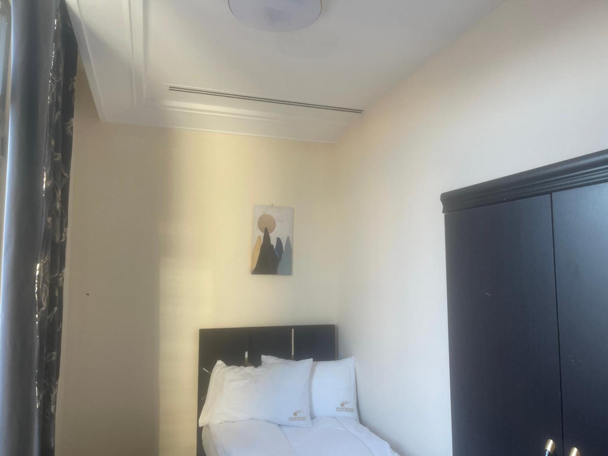 Four Stars Hostel Dubaï Extérieur photo