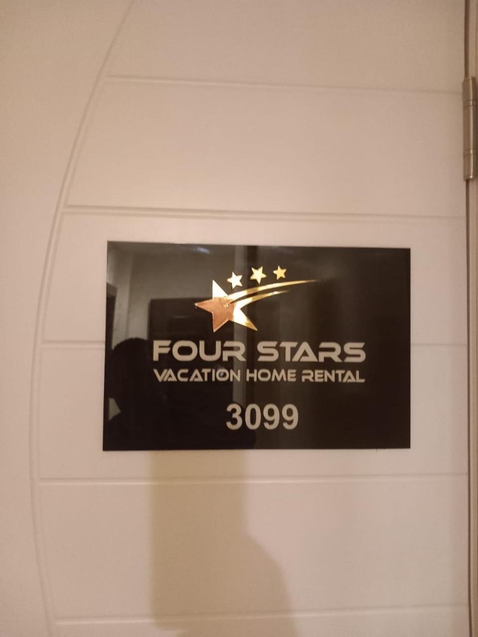 Four Stars Hostel Dubaï Extérieur photo