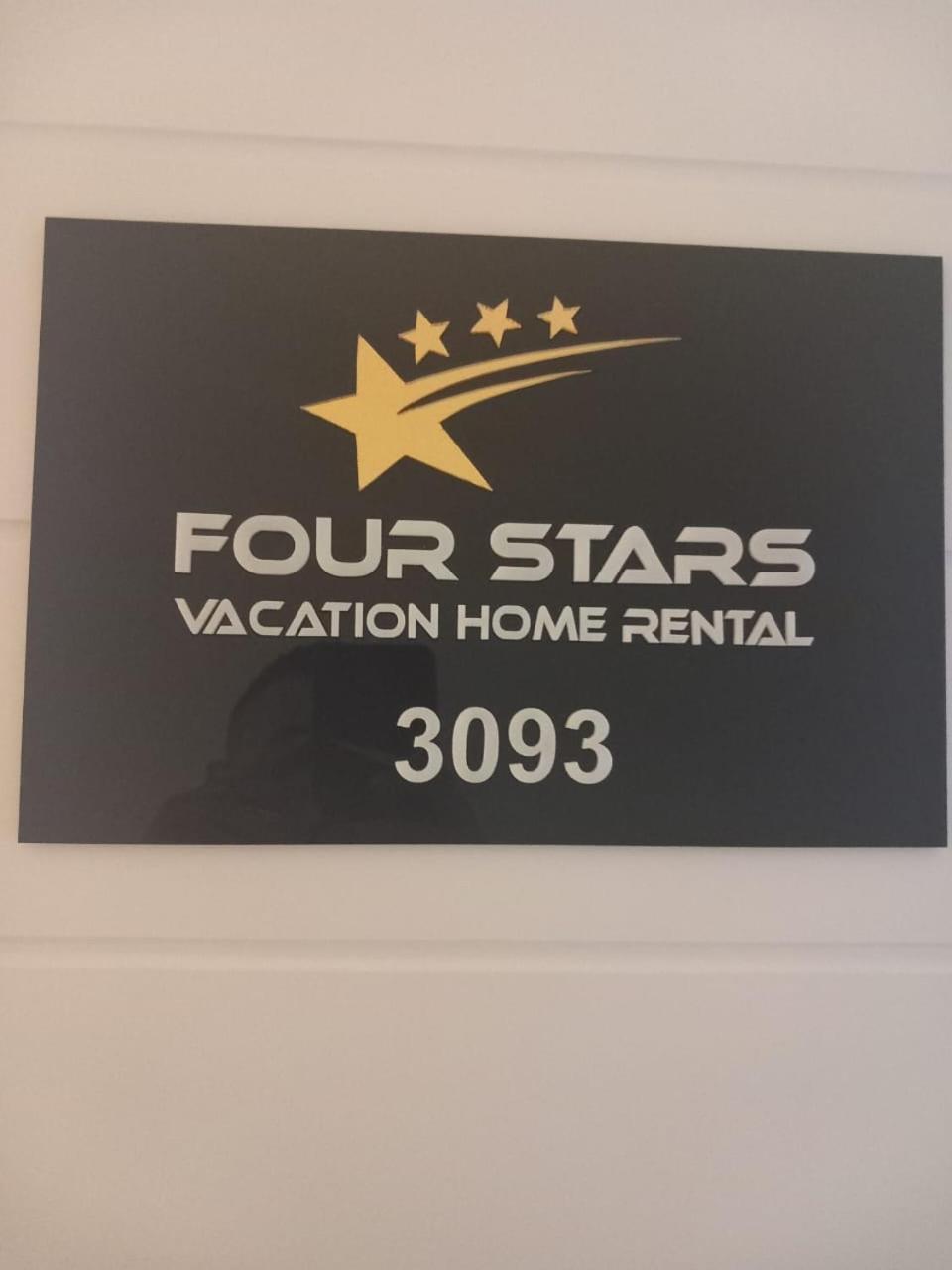 Four Stars Hostel Dubaï Extérieur photo