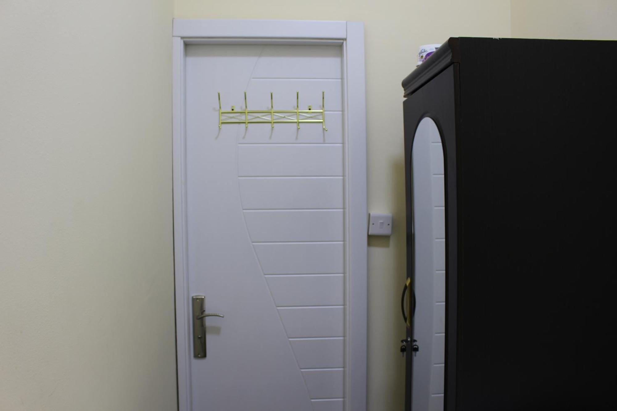 Four Stars Hostel Dubaï Extérieur photo