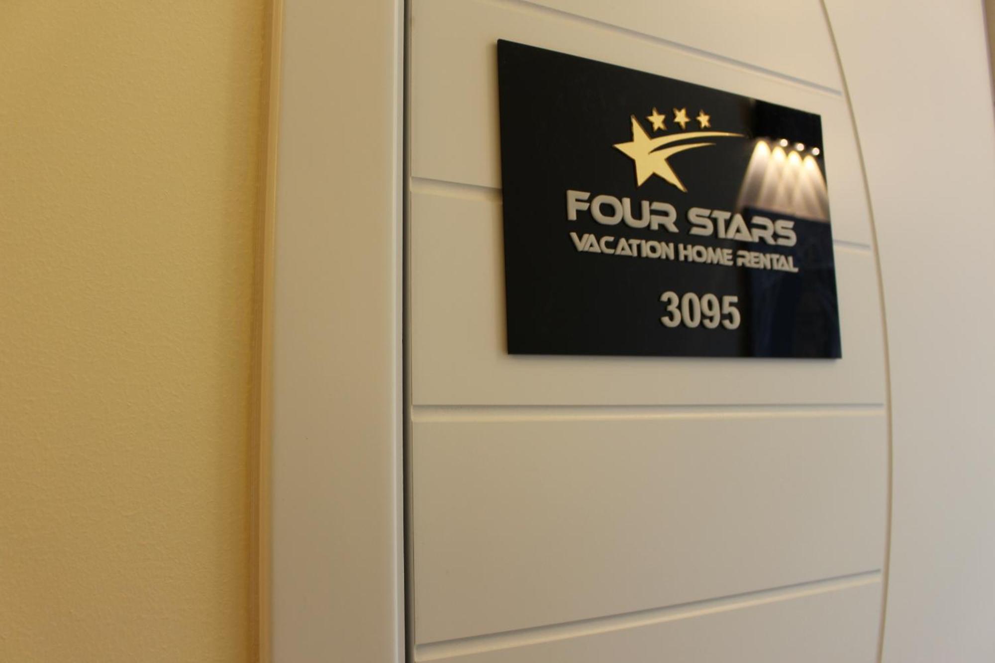 Four Stars Hostel Dubaï Extérieur photo